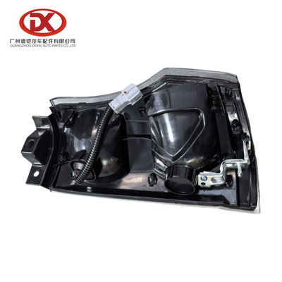 Lâmpada LED de nevoeiro LH / RH 600P NPR71 NQR ISUZU 8973539551 8973539541