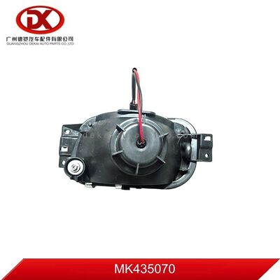 Lâmpada de nevoeiro direita Adequada para MITSUBISHI E-3/4 MK435070