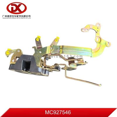 TRAVA PORTA DIANTEIRA DIREITA ESQUERDA MC927546 MC927548 para Peças de Caminhão Mitsubishi