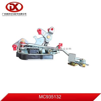 LATCH FR DOOR RH LH OEM MC935132 MC935099 para a MITSUBISHI