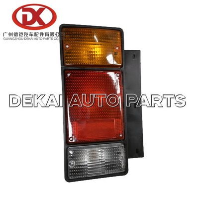 A lâmpada traseira do NPR 600P ISUZU Body Parts Truck Tail conduziu 8942574202